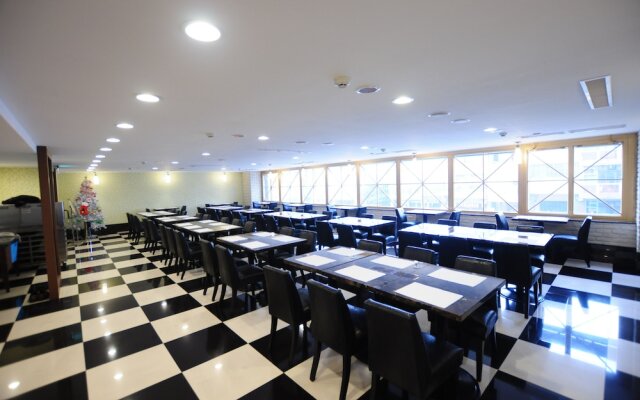 Kindness Hotel Houyi Jiuru