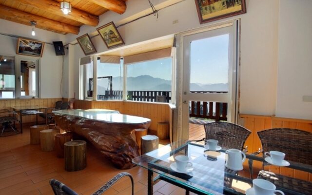 Dindai Glass Vacation Villa