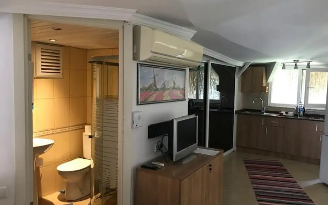 The Hill Glamping