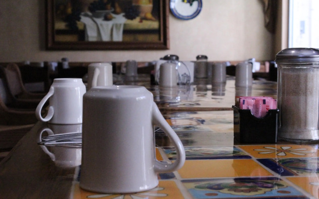 Maria Bonita Business Hotel & Suites