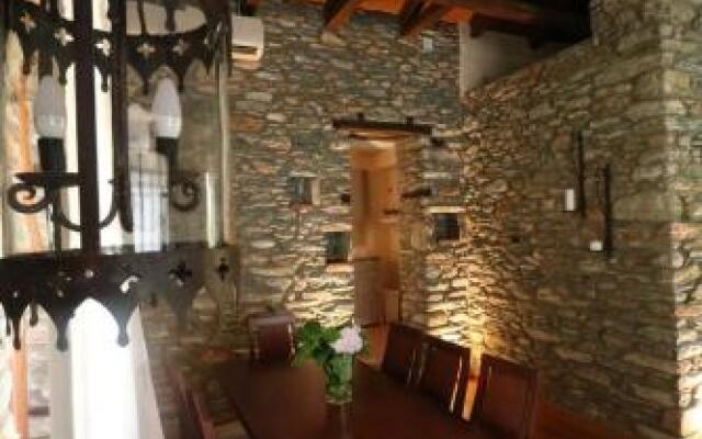 House Smaragdi