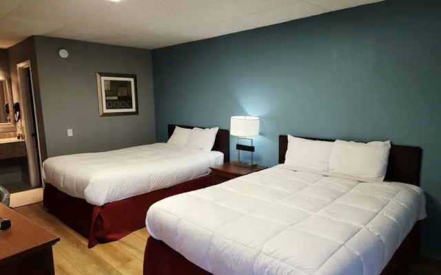 Executive Inn By OYO Queenville Mena