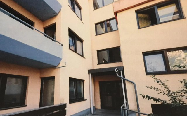 Zwei Zimmer Appartment mit Balkon und Stellplatz voll möbliert