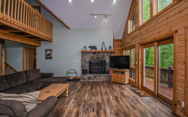 McKenzies Mountain 7 Bedroom House