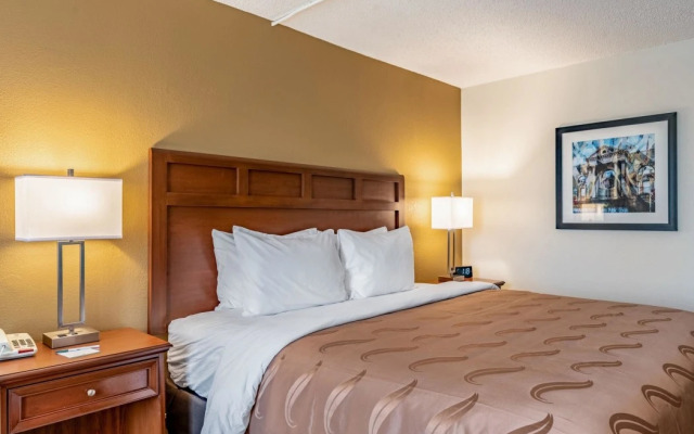 Knights Inn Bucyrus