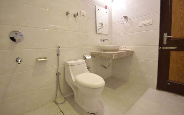 OYO 11643 Hotel Sunrise Villa