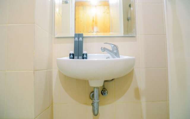 Comfy Studio at Gading Greenhill Apartment