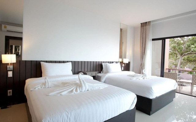 Prasarnsook Villa Beach Resort (SHA Extra Plus)