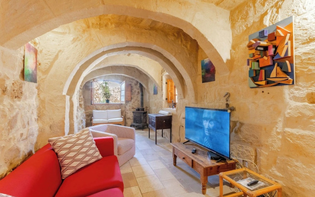 Bebbuxija Pool Farmhouse Gozo