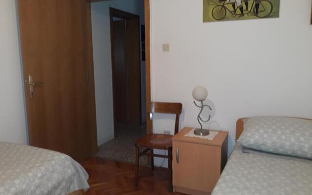 Apartments Davor