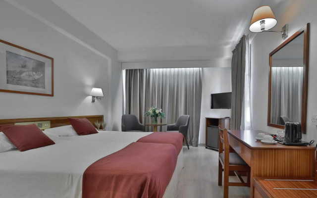 Kapetanios Odysseia Hotel