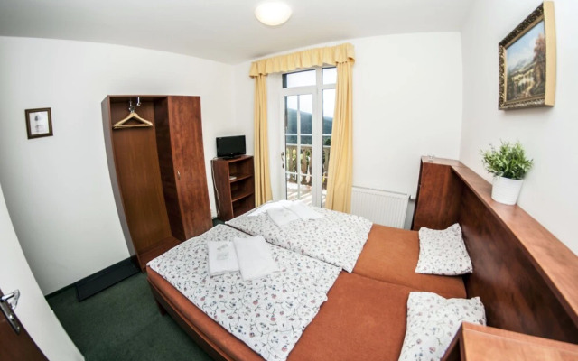 Sporthotel Å Vã½Carskã¡ Bouda