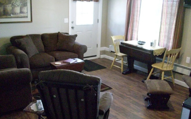 Bear Rock Suites