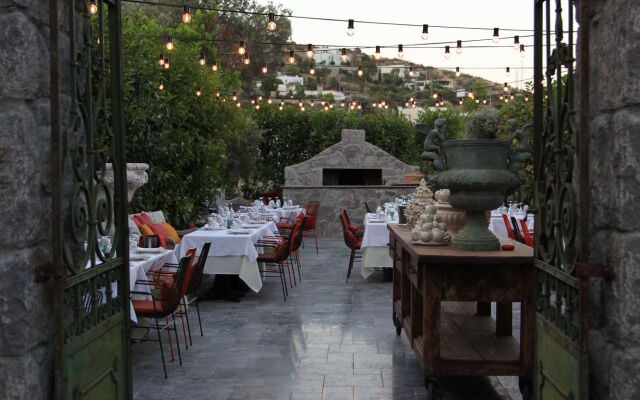 Bella Sombra Hotel