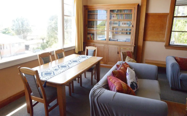 South Of The Barber Hostel