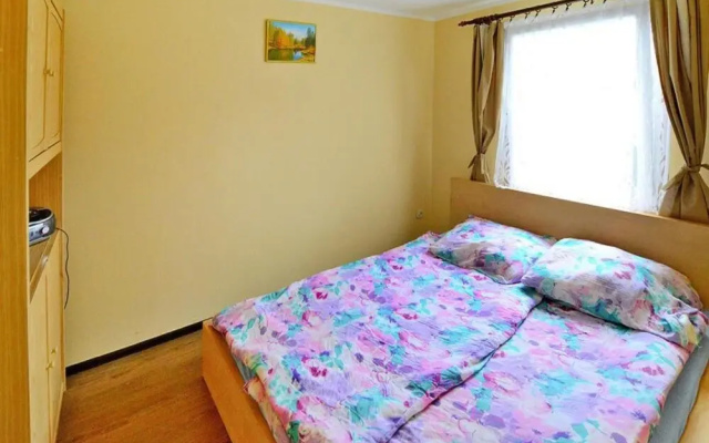 Bungalow Close to the Beach, Sianozety