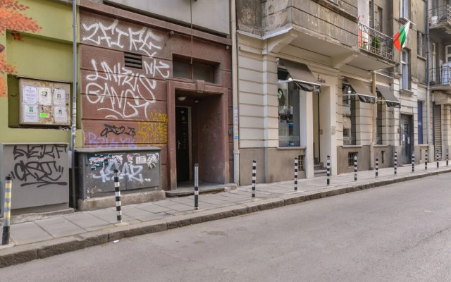 FM Luxury 2-BDR Apartment - Geometric