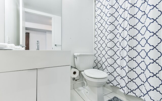 Iceboat Terrace Luxury Condos