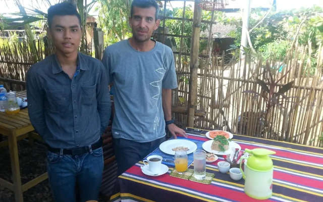 Ngwe Saung Garden Guest House