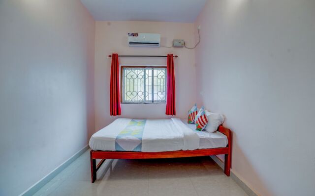 OYO 19884 Home Enticing 2BHK Mandrem