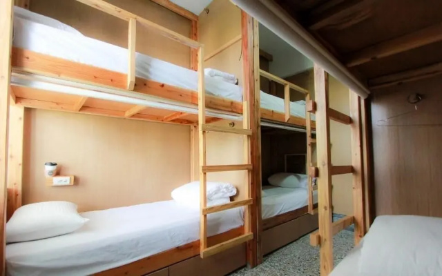 Mayhow Donghe - Hostel