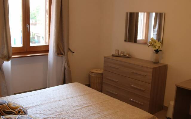 Your Nest in Cornelia