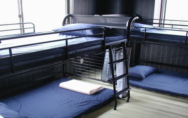 International Guesthouse Azure Narita – Guest Rooms – Tomisato