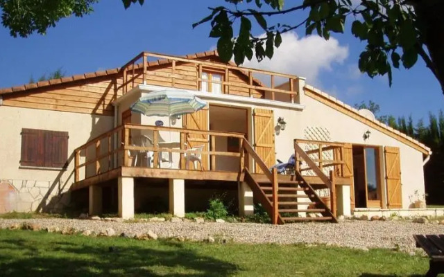 Charming Holiday Home in Pyrenees