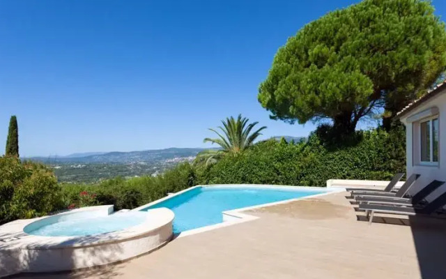 Villa Biyoki