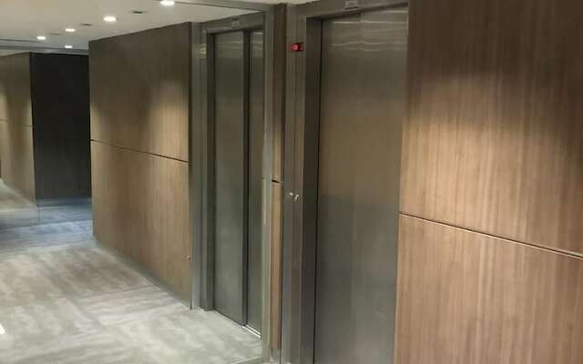 Suites & Studios 6