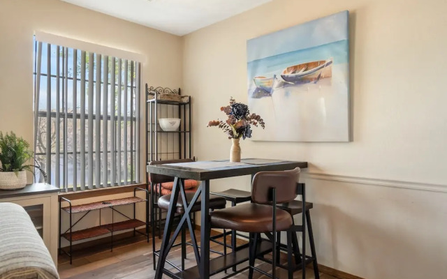 Pond View Serenity For 6!