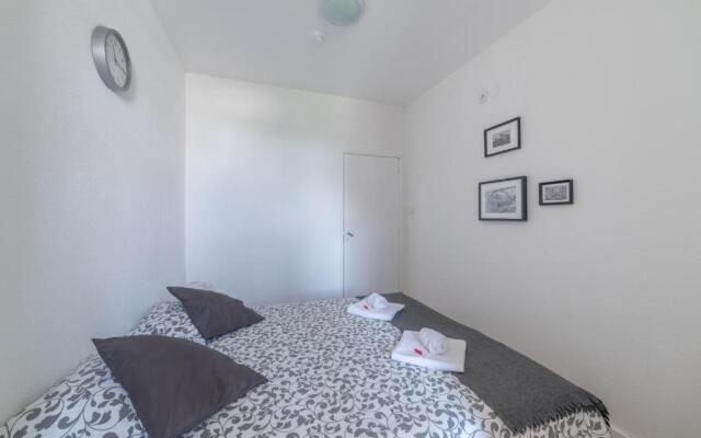 SwissPorto Guest House