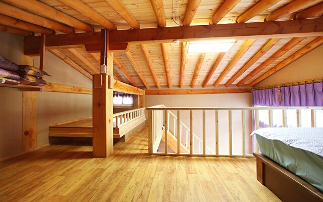 Pyeongchang Gold Hanok Pension