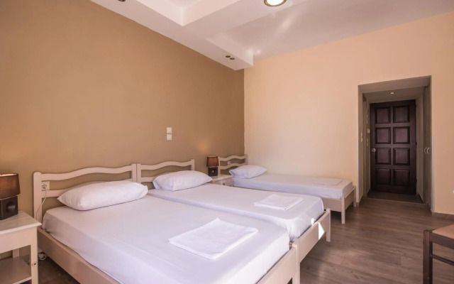 Yria Hotel