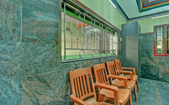 OYO 23672 Annai Residency