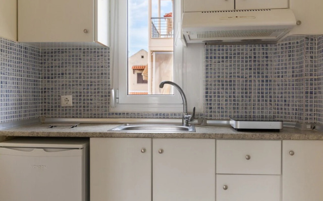 Danae Comfort Living