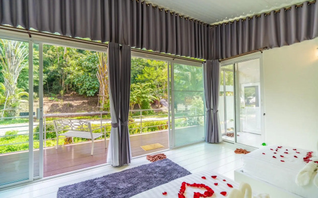 The White House Boutique Chiangrai