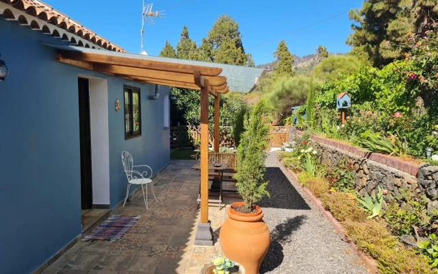 Casa Rosales with Pool & Wifi