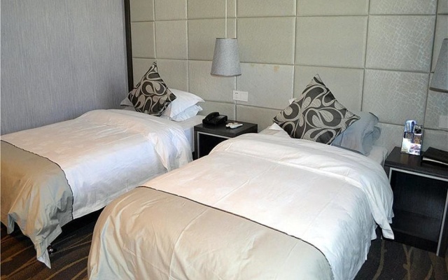 Super 8 Hotel Urumchi Renmin Cinema Branch – Guest Rooms – Urumqi