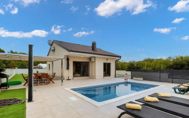 Villa Shaula 2