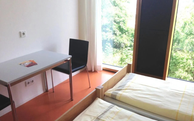 Jugendherberge Stuttgart Neckarpark