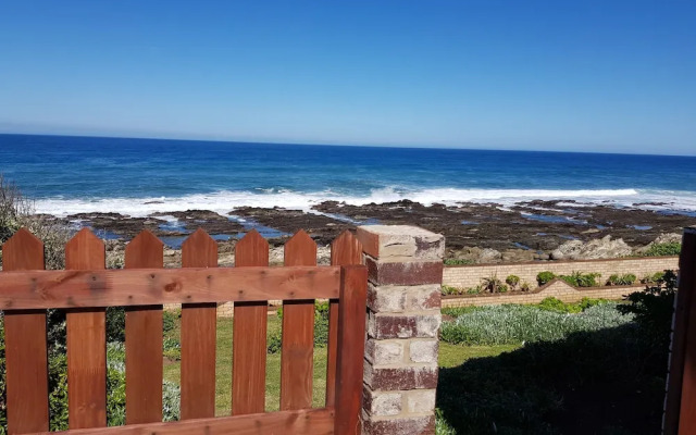 Wave Catcher- Wildbreak Self Catering