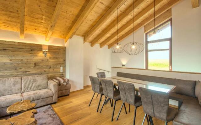 Ski-in Ski-out Chalet Maiskogel 17A by Alpen Apartments