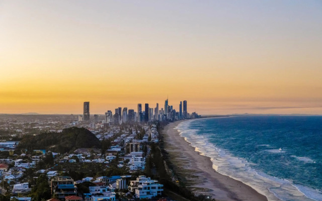 Burleigh Surf Apartments