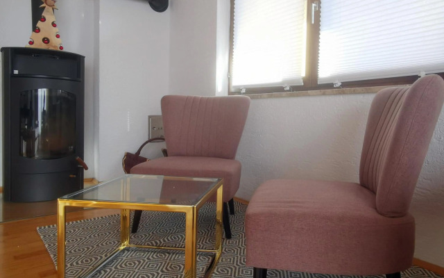 The Seefeld Retreat - Central Family Friendly Apartments - Mountain Views