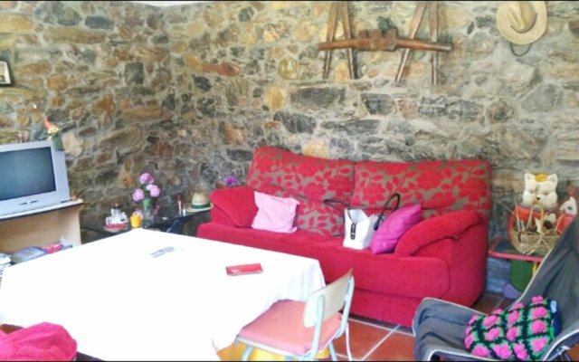 House With 4 Bedrooms in Baralla, With Furnished Garden