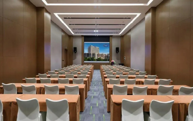 Hampton by Hilton Guangzhou Baiyun Avenue North