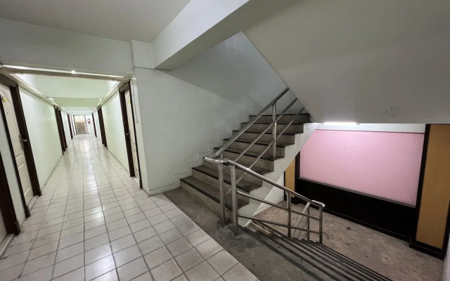 Phongsathon Mansion