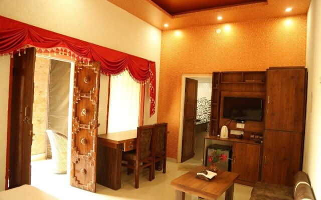 Van Chhavi Resort