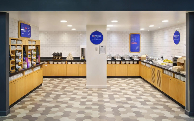 Holiday Inn Express Birmingham - City Centre by IHG